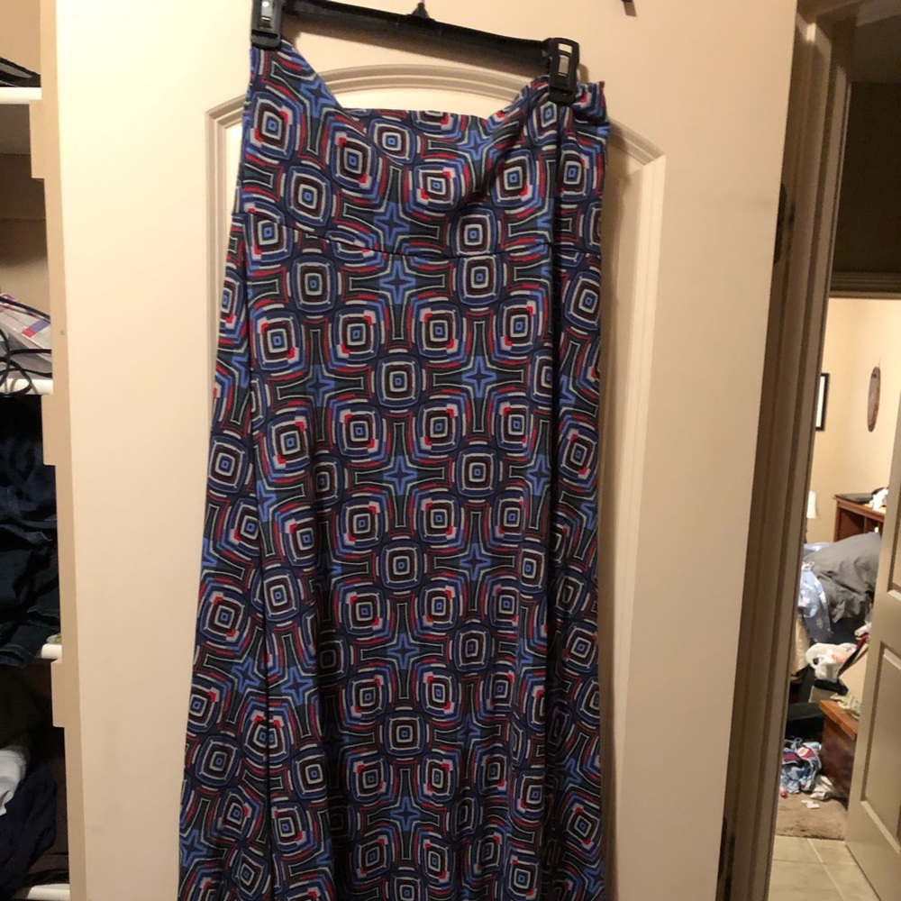 Large lularoe maxi